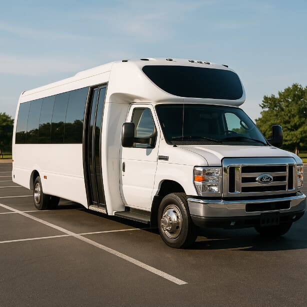 Elgin Minibus Company 20 Passenger Minibus